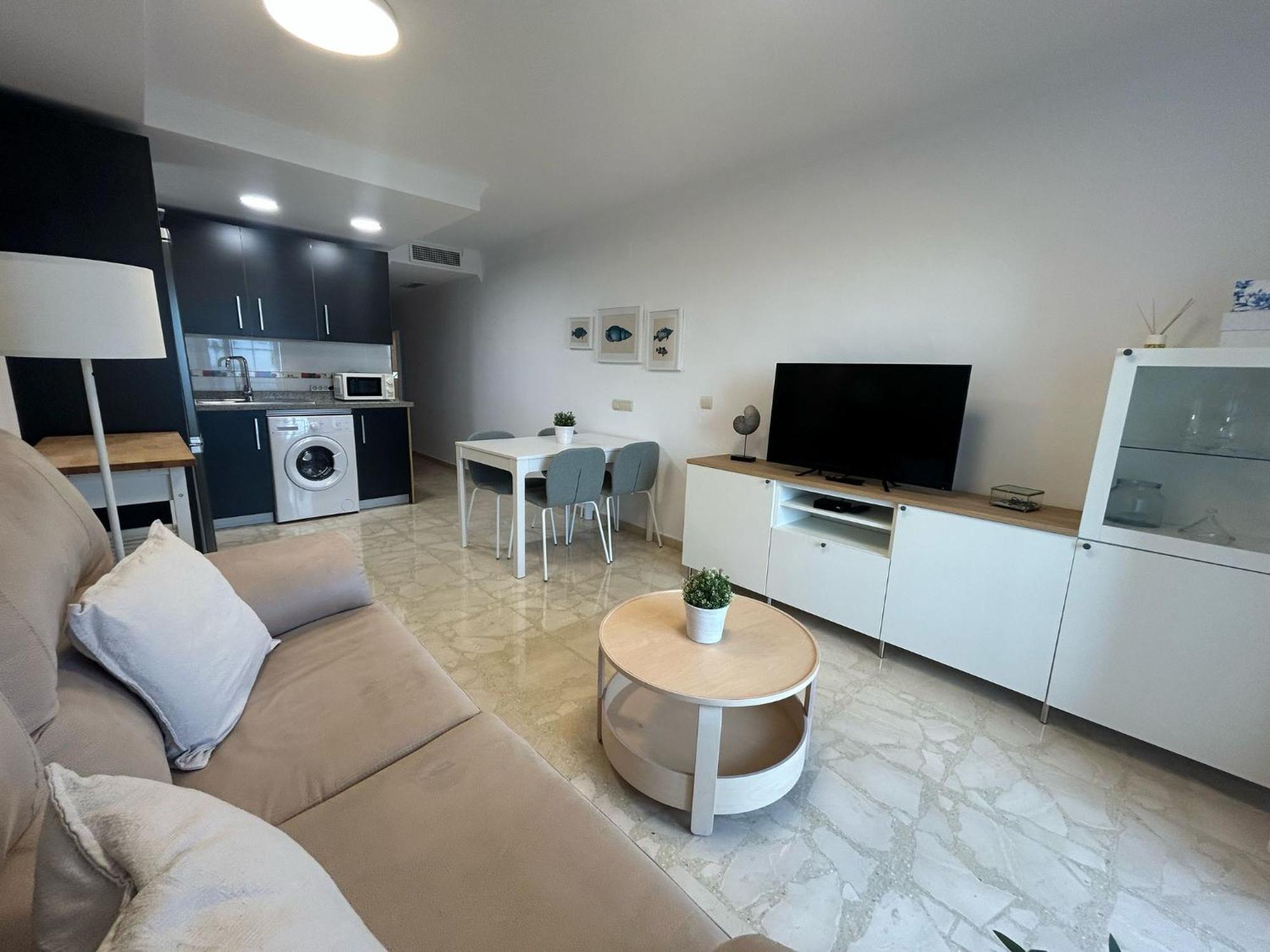 Maravilloso Apartamento En Primera Linea De Playa Con Vistas Al Mar En Caleta De Velez 2 D Buitenkant foto